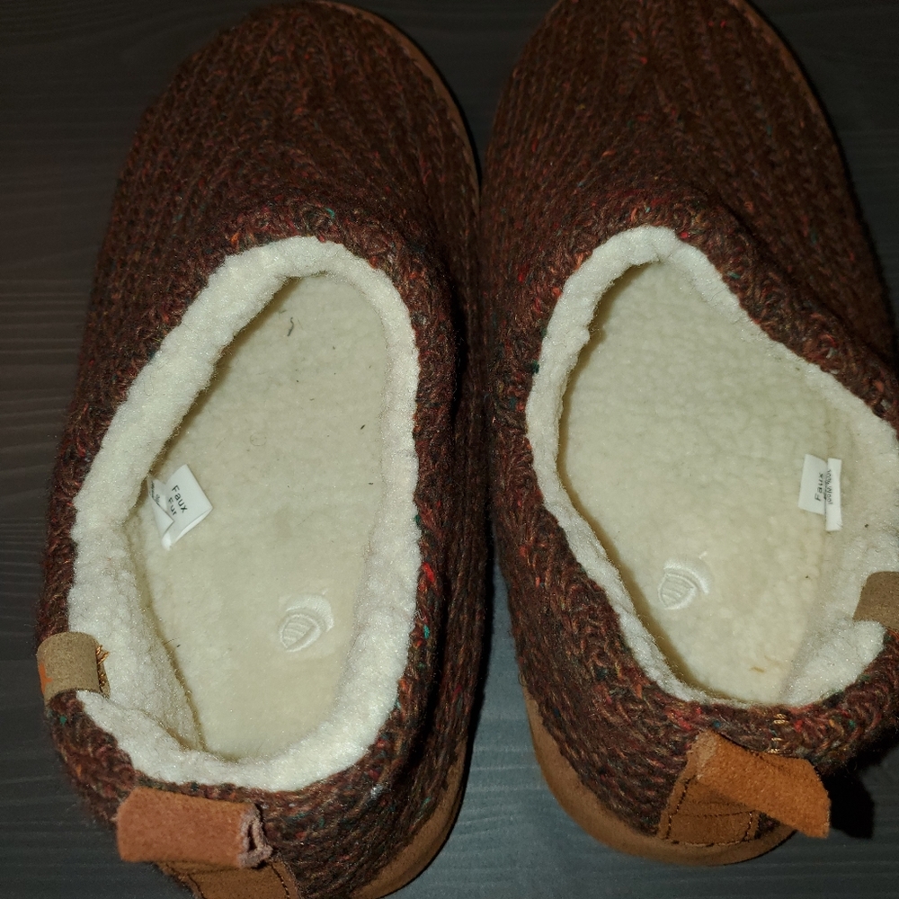 Acorn Women's Recycled Camden Slippers - Picture 6 of 7